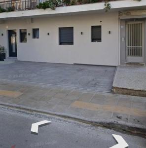 Archos 1 Smart location , Private parking