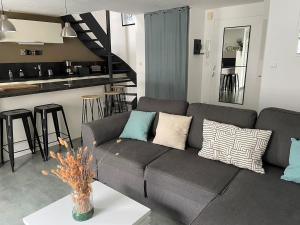 Duplex à 10min de la gare & centre avec balcon