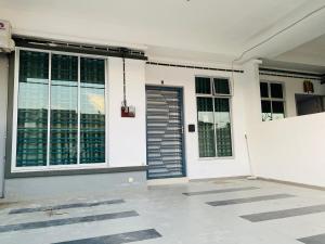 Alyn Home Kluang VII