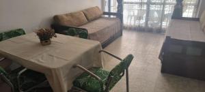 Ambiente, Alberti y Sarmiento