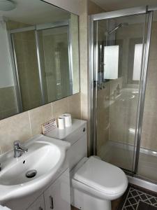 Stylish Cabin in East Sussex near Newhaven ferry