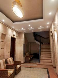 cozy apartment steps from temples