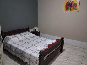 Básico e funcional, com 2 ambientes, sem fogão, com garagem, zona nobre, perto do clube brilhante