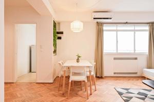 MOT Laprida 1300 - 3 Bd 2 Ba in Recoleta