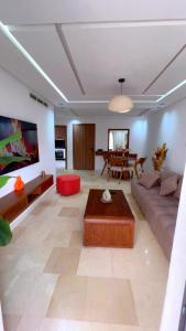 Cozy apartment near M Avenue