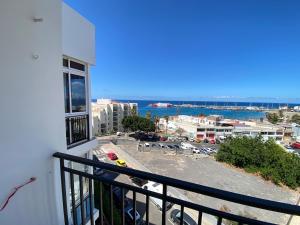 1 BR Apartment with Sea View just a few Steps to Beach in Los Cristianos