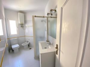 1 BR Apartment with Sea View just a few Steps to Beach in Los Cristianos