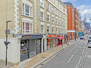 Completely new refurbished flat!