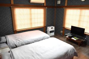 A large house with a beautifui Japanese-style room