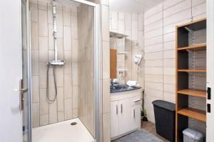 3 Mins to Train Station - Paris & DisneyLand - Cosy Wiener