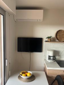 T2 Bandol clim terrasse proche à pieds mer gare ville pour 1 à 4 personnes