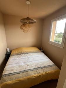 T2 Bandol clim terrasse proche à pieds mer gare ville pour 1 à 4 personnes