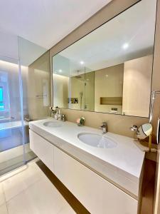 Luxury Al Mouj Apartment with Sea View