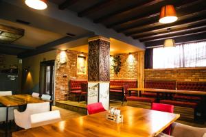 Hotel & Restaurant Carevoselski