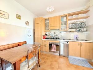 SE221 - Senigallia, ampio appartamento con posto auto