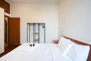 Rho Apartment