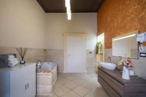Relax House