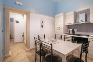 Relax House