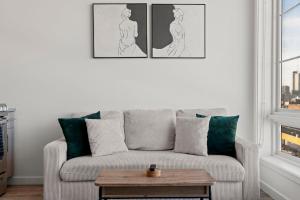 Old City Philadelphia Apt 1BR King-Gym Parking