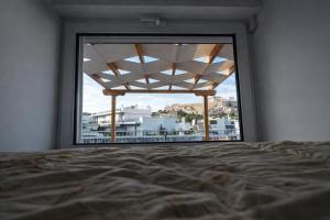 Acropolis Muses, studio