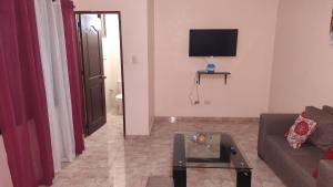 Three Bed Room Next to Colinas Mall near monumento