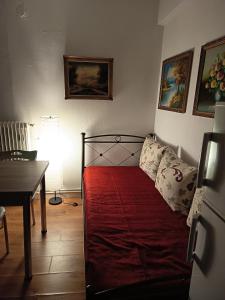 ΤΟ ΠΑΛΑΤΑΚΙ ΤΟΥ ΚΑΣΤΡΟΥ Δυο 2-The Palace in the Castle Two