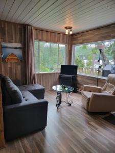 Alison A Romantic Getaway With Private Hot Tub