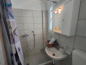 kikis apartments sea view and veranda