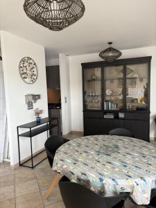 LA MAISON DU PUITS DE FER à la Flotte en Ré