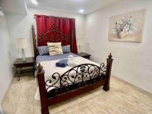 La Casita Apt ! Near Beaches! Only 5 minutes in Car to Clw Beach