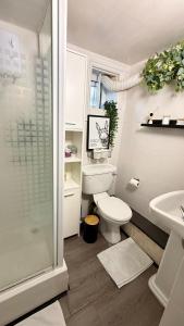 Notting Hill Studio Walk to Portobello Market