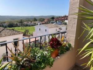 Duquesa Fairways Penthouse - Sea- & Mountain View