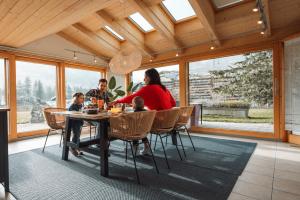 LaVida Peak Mountain Ski Retreat Frutigen & Adelboden, free parking