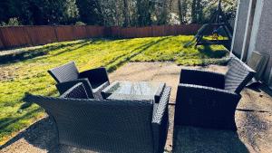 Amalak Homes Private 2BR Guest Suite North Delta