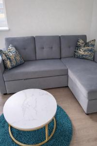 Aran View Holiday Homes - The Courtyard Suite - Cozy for two
