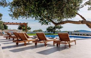 Stunning Home In Dvornica