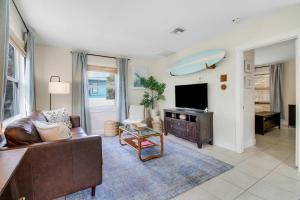 Cottage 3 on Penn - Pool