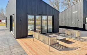 5 Bedroom Gorgeous Home In Karrebæksminde