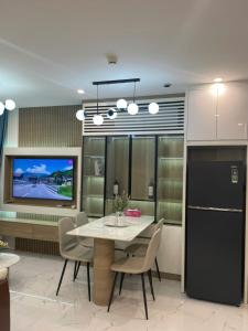 1BR Plus Apartment with Internal View, Glory Heights, Vinhomes Grand Park