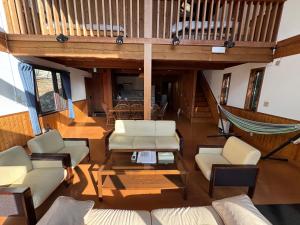Cabin B vacation house rental Mt Fuji View 3 min lake Saiko 5min drive Lake Kawaguchi