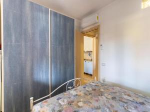 Apartment with air conditioning img2