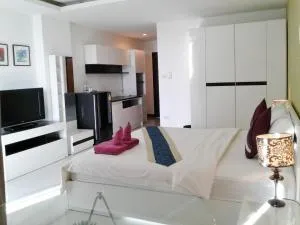 大中天宾馆 - 乔木提恩海滩