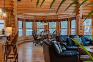 Fiddler Lake Resort - Deer 80