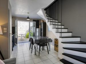 Charmante maison avec terrasse au cœur de Saint-Martin-de-Ré - FR-1-258-236