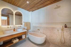 Tropicool Hideaway Villas
