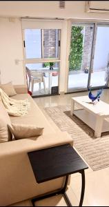 Palermo Gem -Bright & Stylish Apartment with Private Large Patio