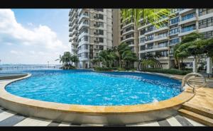 Country Garden bay - Sub master room for rent