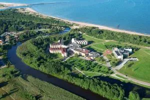 厄纳杰帝卡斯健康与康体中心度假村 - 斯文托伊