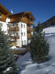 Apart-Garni Motnaida - 萨姆瑙恩