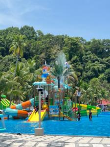 Marina Cove Homesty Candy Home
